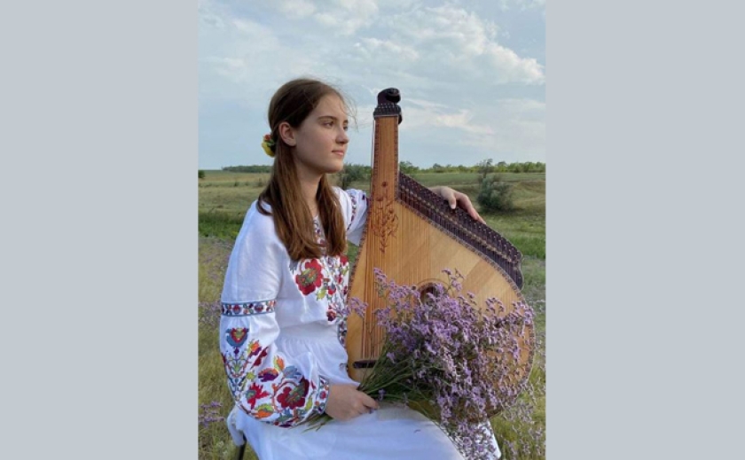 Юна бандуристка з Покрова Варвара Сізова стала призеркою трьох фестивалів-конкурсів